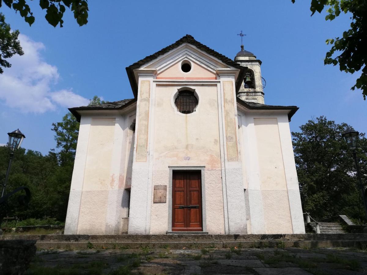 La Rosa Rossa Cambiasca Exterior foto